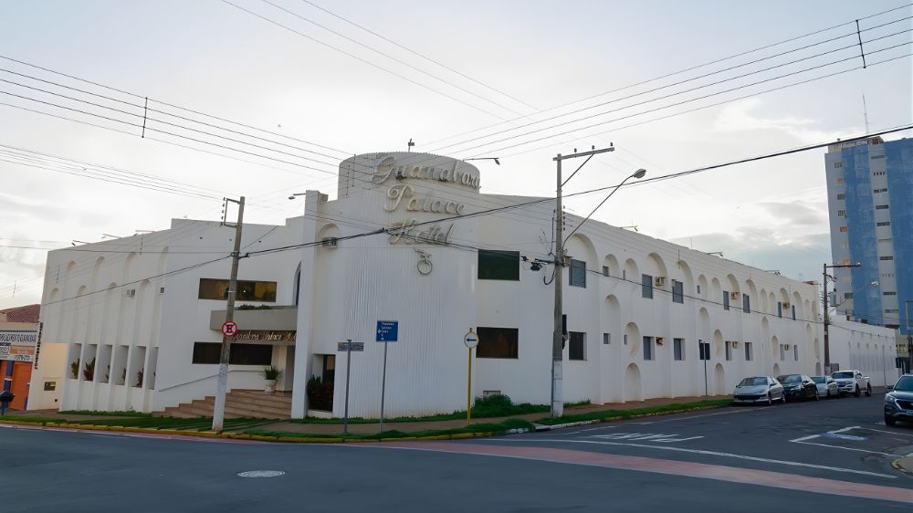 Fachada Guanabara Palace Hotel